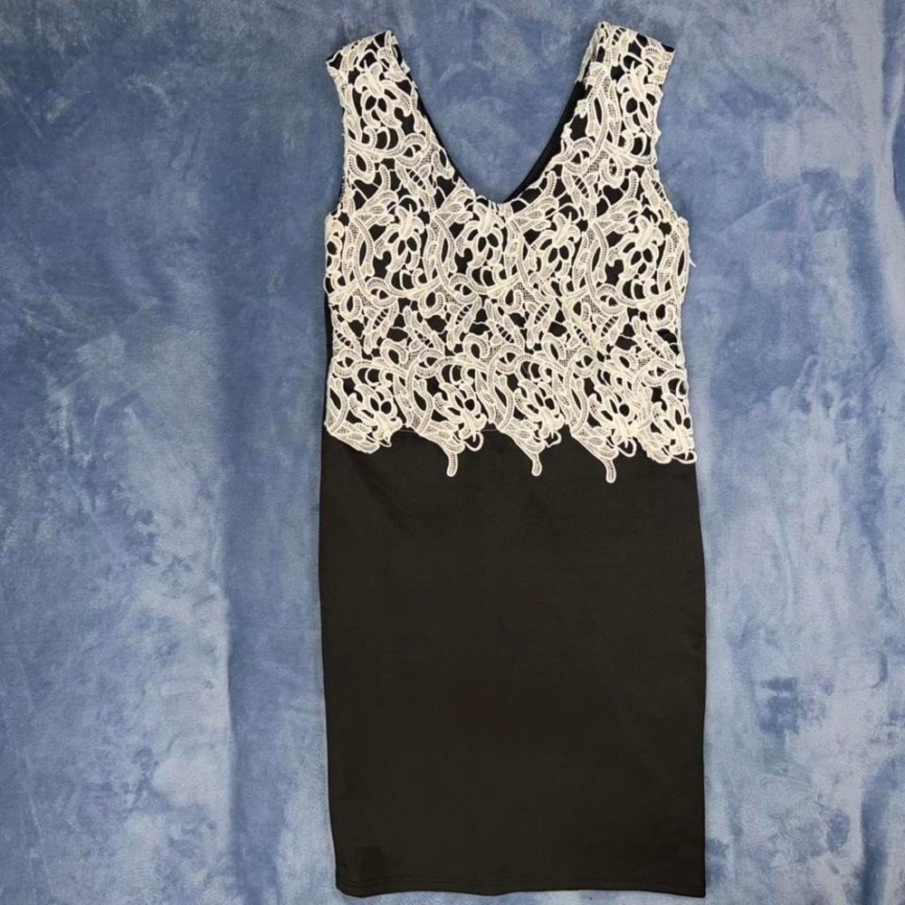 Vintage fashion Black bodycon‎ dress with white lace detailing women size 2xl